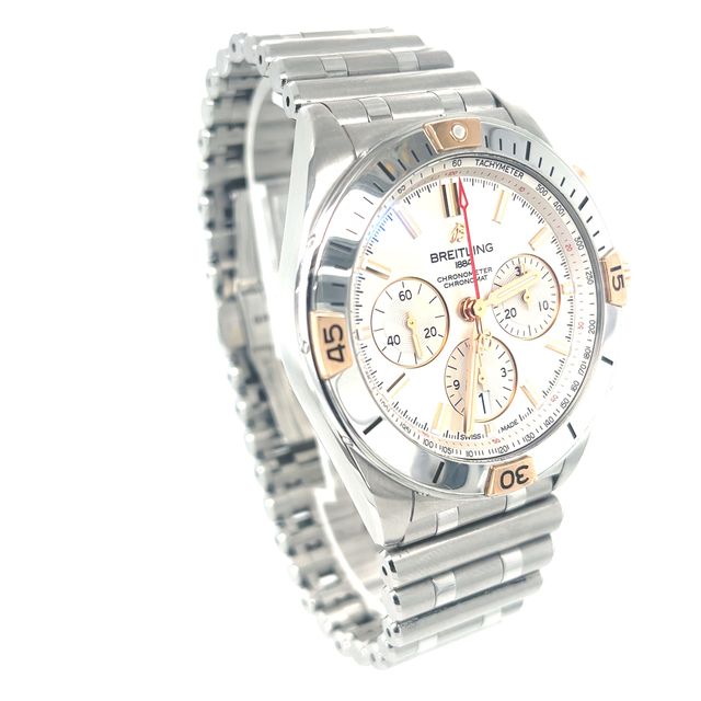 Breitling Chronomat B01 42 IB0134 Image 2